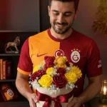 Adanmış Hayatlar - Doğal Soya Mum Taraftar Buketi